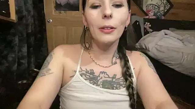 Snapshot of TeenyDoll chatting on May 7, 2026, 2:39 am TeenyDoll online show from May 7, 2026, 2:39 am