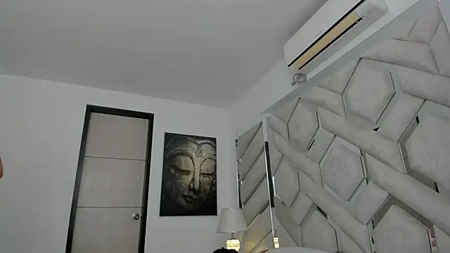 Snapshot of alexandra_fire69x chatting on April 23, 2026, 2:41 pm alexandra fire69x online show from April 23, 2026, 2:41 pm