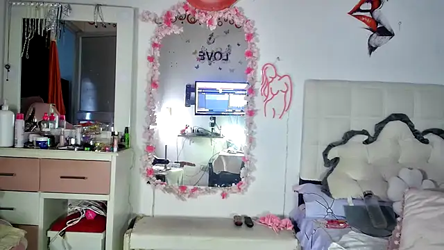 Snapshot of Dulce_Maria05 chatting on September 14, 2025, 10:09 pm Dulce Maria05 online show from September 14, 2025, 10:09 pm