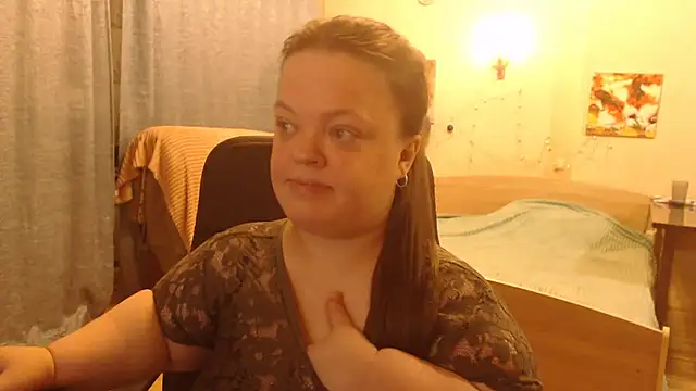 Janiffer MiMi online show from January 6, 2025, 10:15 pm