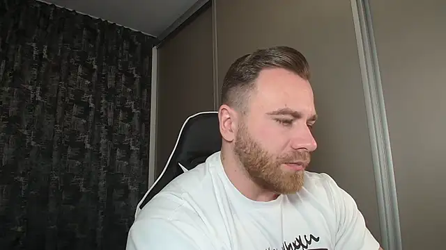 Thori92 online show from March 2, 2025, 7:34 pm