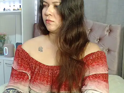 Starsweetcute online show from November 19, 2025, 11:10 am