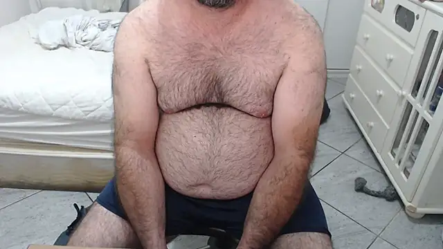 MysterBearMG online show from November 19, 2025, 11:38 pm