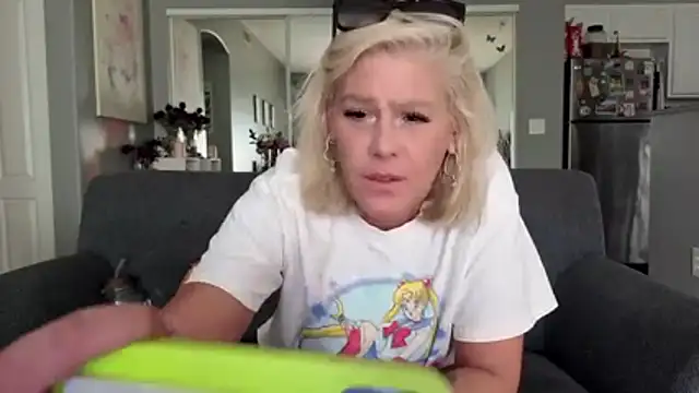 Lexi Shocker online show from March 4, 2026, 11:00 pm