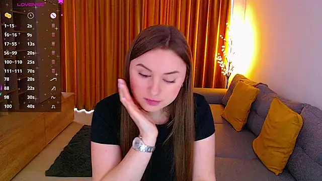  Mia Adams online show from January 22, 2025, 1:00 pm