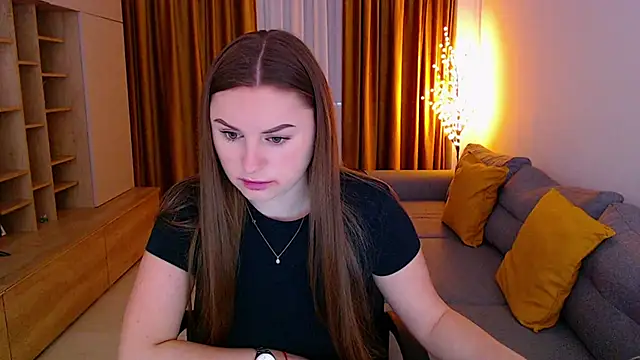  Mia Adams online show from March 19, 2026, 7:34 am