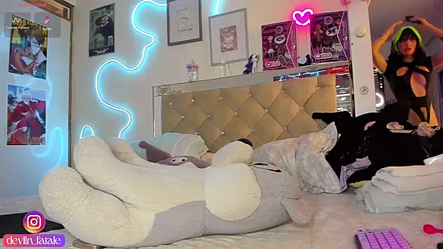 Snapshot of devlin_nurmi chatting on February 6, 2025, 6:13 pm devlin nurmi online show from February 6, 2025, 6:13 pm