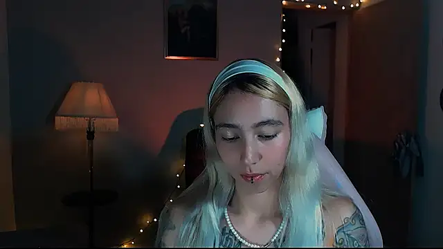 Saucy Jenn online show from January 31, 2025, 3:52 am