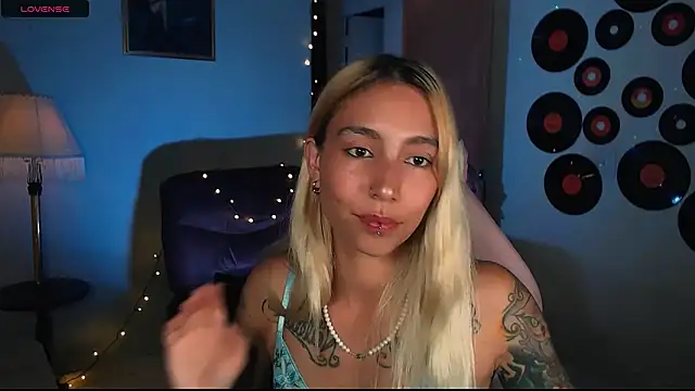 Saucy Jenn online show from February 20, 2025, 1:03 am