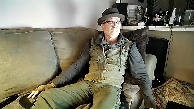 MoonDancer online show from February 3, 2025, 2:03 am