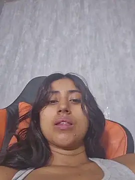 Valentinne z online show from November 8, 2025, 2:06 pm