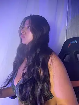 Valentinne z online show from February 17, 2026, 5:48 am