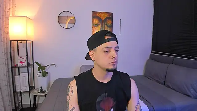 Snapshot of alejandro_calderon1 chatting on May 30, 2026, 3:58 am alejandro calderon1 online show from May 30, 2026, 3:58 am