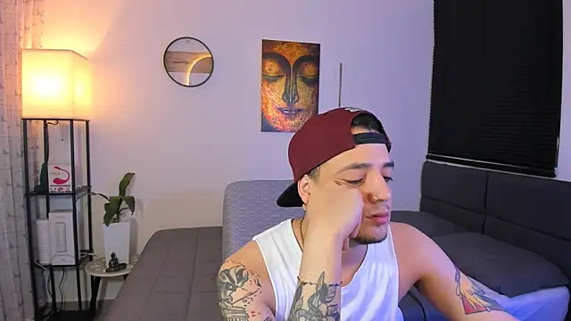 Snapshot of alejandro_calderon1 chatting on July 9, 2026, 4:16 am alejandro calderon1 online show from July 9, 2026, 4:16 am