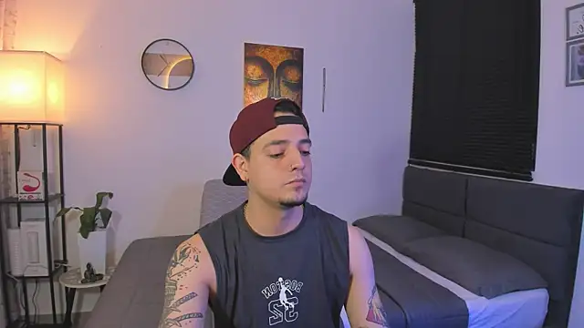 Snapshot of alejandro_calderon1 chatting on July 18, 2026, 7:23 am alejandro calderon1 online show from July 18, 2026, 7:23 am