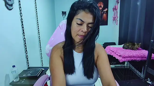 Hannah-grace online show from March 1, 2025, 2:04 am