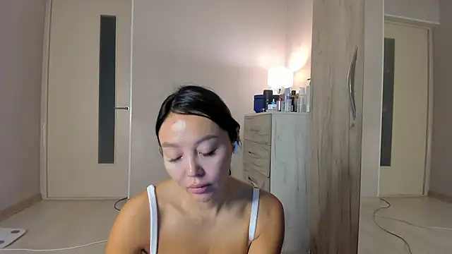 keiko hot online show from May 22, 2026, 2:51 am