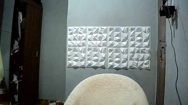 Snapshot of AlexiaDuucan chatting on May 26, 2026, 1:40 pm AlexiaDuucan online show from May 26, 2026, 1:40 pm