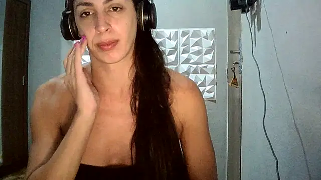 Snapshot of AlexiaDuucan chatting on May 28, 2026, 12:57 pm AlexiaDuucan online show from May 28, 2026, 12:57 pm