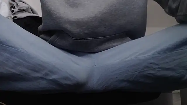 Snapshot of herver67 chatting on February 23, 2026, 4:26 pm herver67 online show from February 23, 2026, 4:26 pm