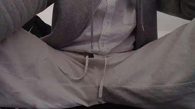 Snapshot of herver67 chatting on March 7, 2026, 3:42 pm herver67 online show from March 7, 2026, 3:42 pm