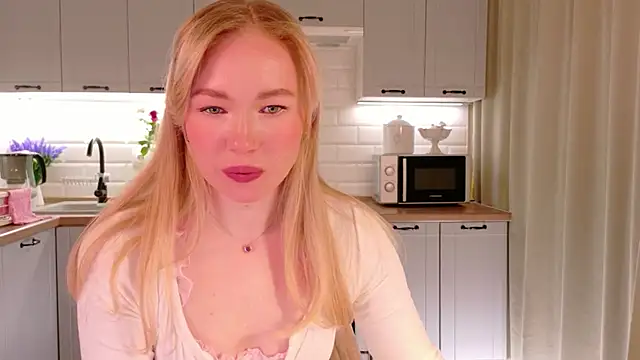 Veronika Mitchel online show from February 16, 2026, 4:47 pm