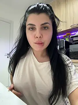 Scarlett-Dream online show from April 2, 2026, 5:49 am