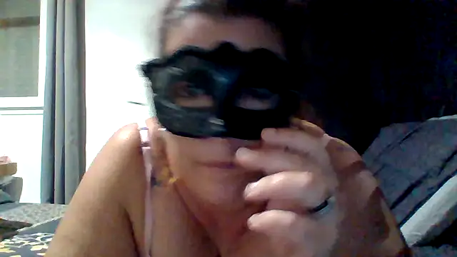 Snapshot of openbars chatting on October 20, 2025, 7:58 pm openbars online show from October 20, 2025, 7:58 pm