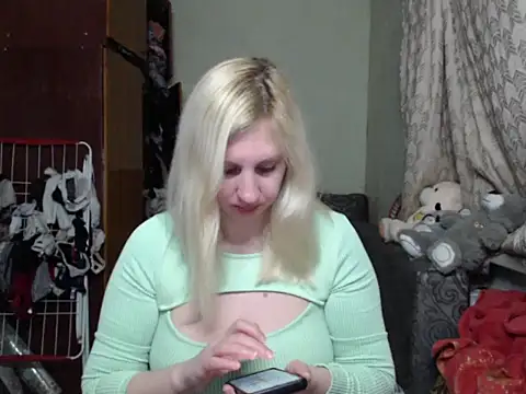 BustyBlond online show from February 20, 2025, 4:03 pm