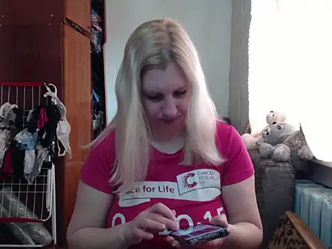 BustyBlond online show from March 5, 2025, 10:00 am