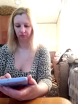 BustyBlond online show from March 5, 2026, 5:03 am