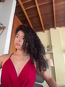 GabriSaenz online show from June 11, 2026, 1:09 pm