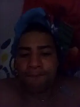 Snapshot of EISONREINA11 chatting on November 12, 2025, 6:14 am EISONREINA11 online show from November 12, 2025, 6:14 am