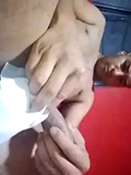 Snapshot of EISONREINA11 chatting on February 24, 2026, 2:20 am EISONREINA11 online show from February 24, 2026, 2:20 am