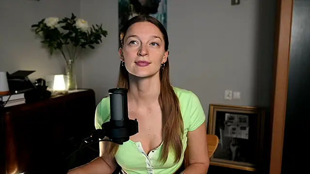 Snapshot of Special___ chatting on December 29, 2024, 5:33 pm Special online show from December 29, 2024, 5:33 pm