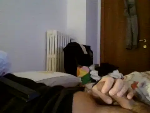 Snapshot of Diabulusux chatting on December 25, 2024, 8:28 pm Diabulusux online show from December 25, 2024, 8:28 pm