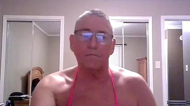 Snapshot of takeitall101 chatting on November 15, 2025, 11:10 pm takeitall101 online show from November 15, 2025, 11:10 pm