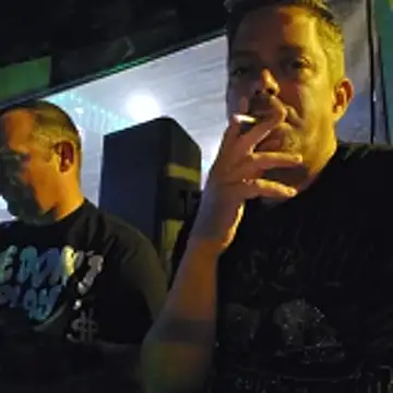 Trucker Hunter online show from April 16, 2026, 10:45 pm