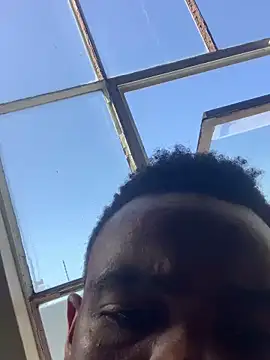 Snapshot of damndawg777 chatting on January 24, 2025, 1:25 pm damndawg777 online show from January 24, 2025, 1:25 pm