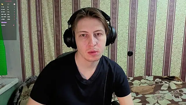 darienlarge online show from December 18, 2025, 2:39 am