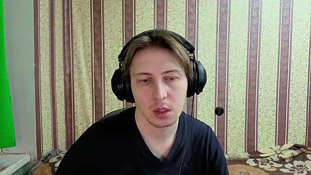 darienlarge online show from December 19, 2025, 4:30 am