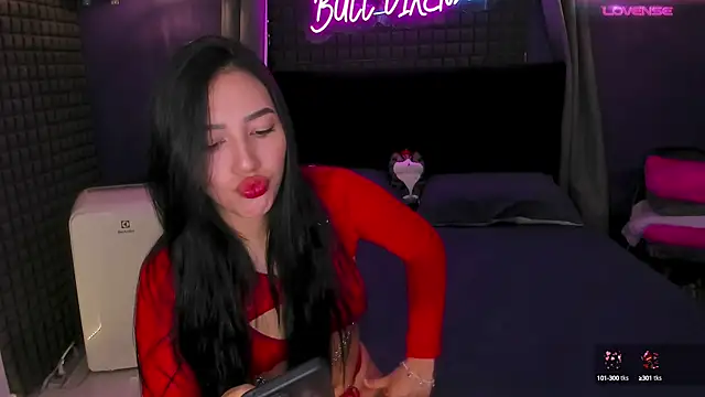 bull vixen2001 online show from September 11, 2025, 12:05 pm