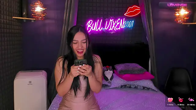 bull vixen2001 online show from October 21, 2025, 9:21 am