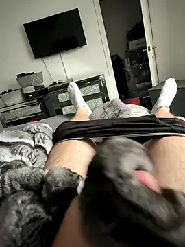 Snapshot of Furdale chatting on October 13, 2025, 1:55 pm Furdale online show from October 13, 2025, 1:55 pm