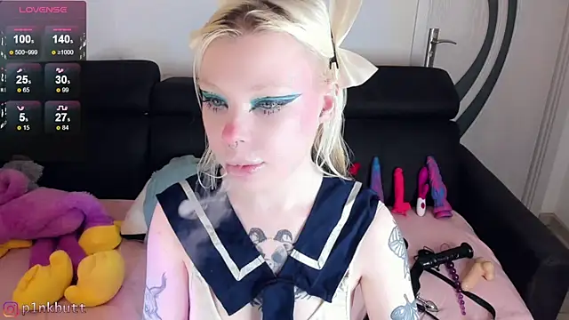 Snapshot of HelenGoat chatting on December 19, 2024, 6:23 pm HelenGoat online show from December 19, 2024, 6:23 pm