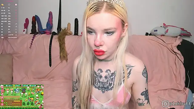 HelenGoat online show from April 15, 2026, 3:02 am