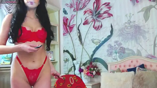 AliciaBow online show from April 10, 2026, 1:49 pm