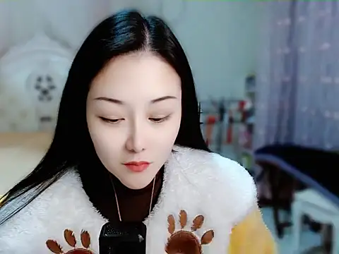Snapshot of Angel-C chatting on December 17, 2024, 1:39 am Angel-C online show from December 17, 2024, 1:39 am