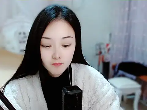 Snapshot of Angel-C chatting on January 14, 2025, 1:47 am Angel-C online show from January 14, 2025, 1:47 am
