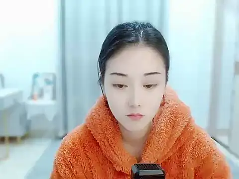 Snapshot of Angel-C chatting on February 12, 2025, 2:24 am Angel-C online show from February 12, 2025, 2:24 am